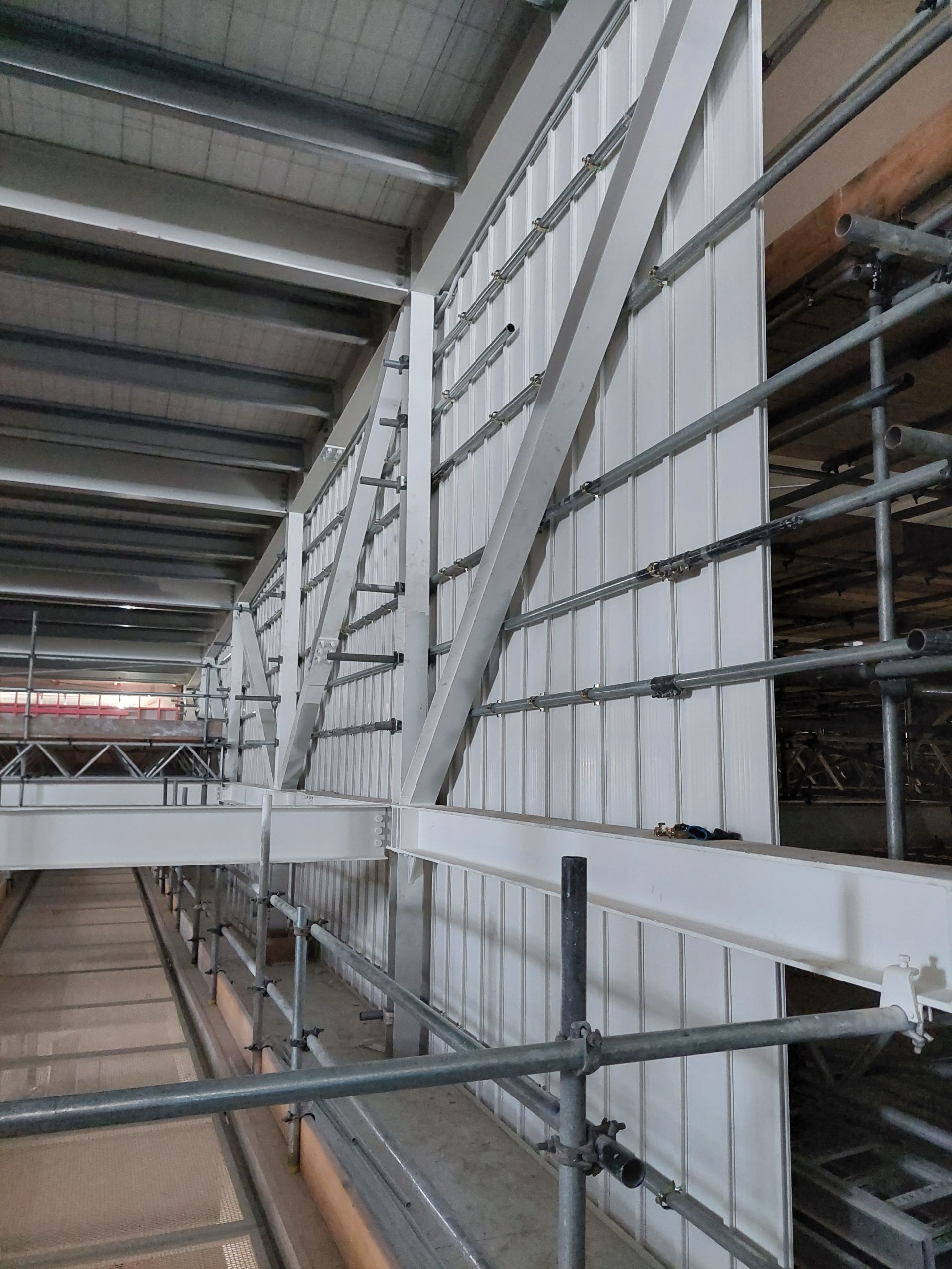 Ultimate Hoardfence Installation to Scaffolding